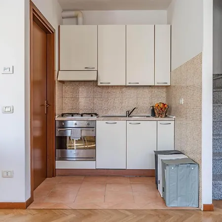 アパート Guesthost - Parco Ducale Duplex With Parking *