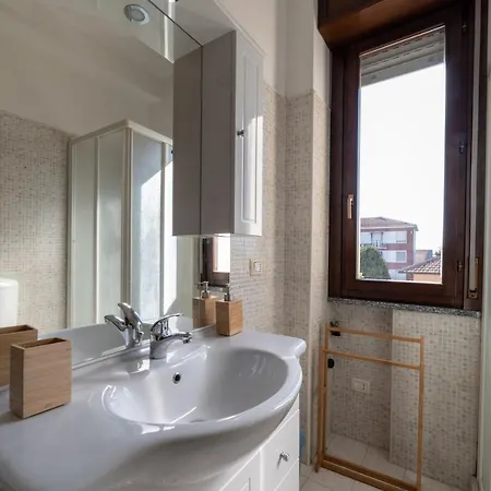 Guesthost - Parco Ducale Duplex With Parking *