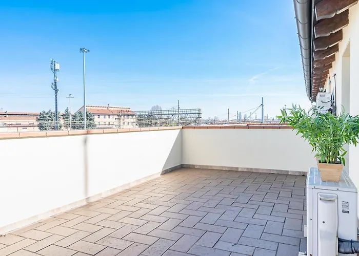 Apartamento Guesthost - Parco Ducale Duplex With Parking Parma
