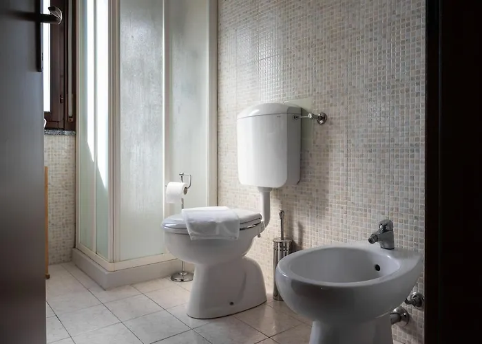 Apartment Guesthost - Parco Ducale Duplex With Parking